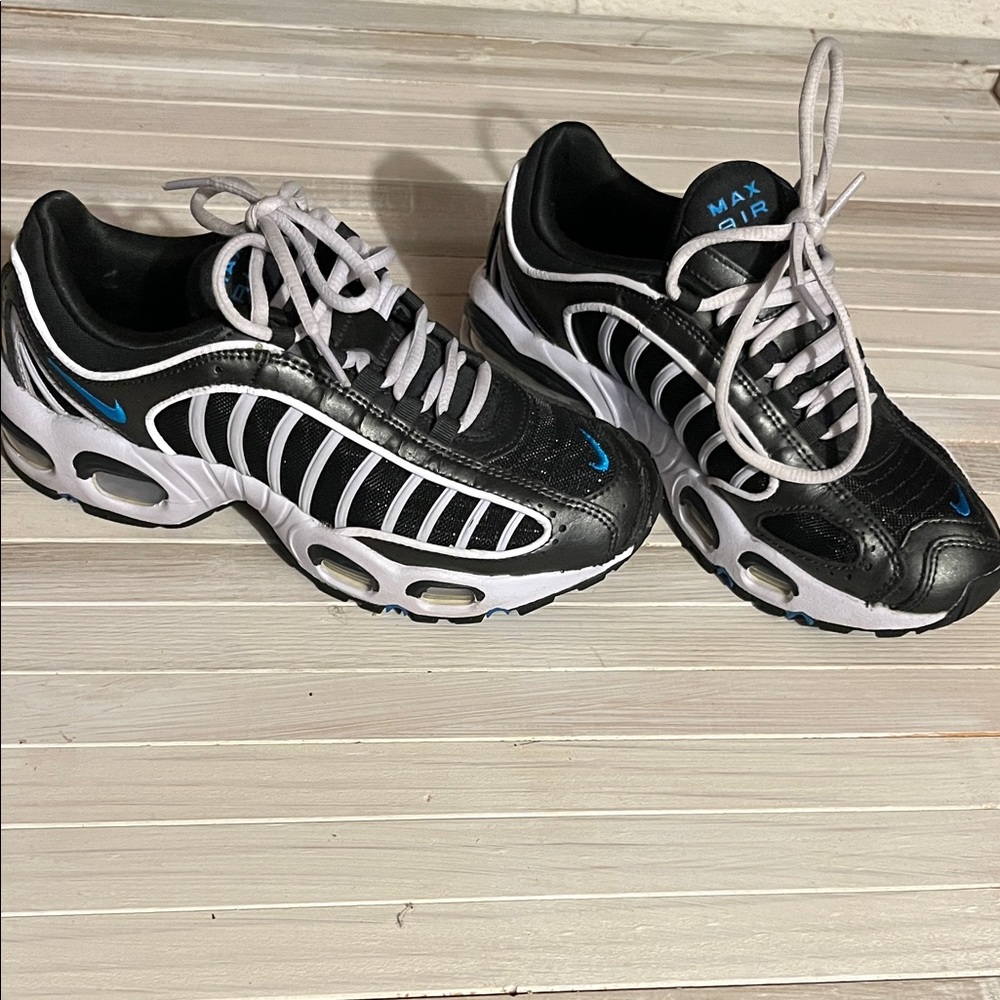 Nike Air Max Tailwind IV Black and White with Blue Accents
